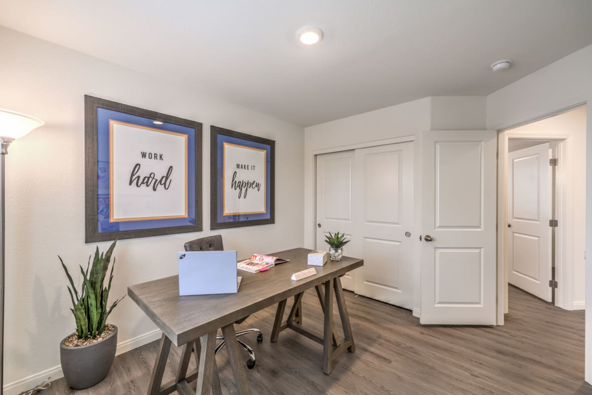 Rental Homes in Mountain's Edge View our Shadow Bay Photos